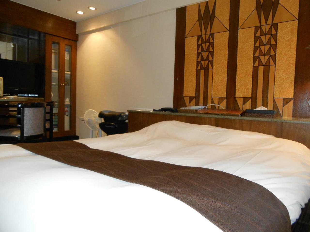 Hotel Lumiere Gotenba (Adults Only) Buitenkant foto